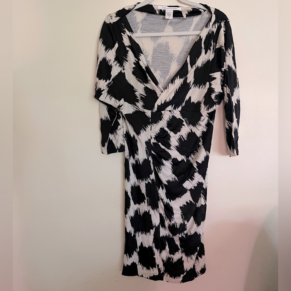 Diane Von Furstenburg Black & White Midi Dress